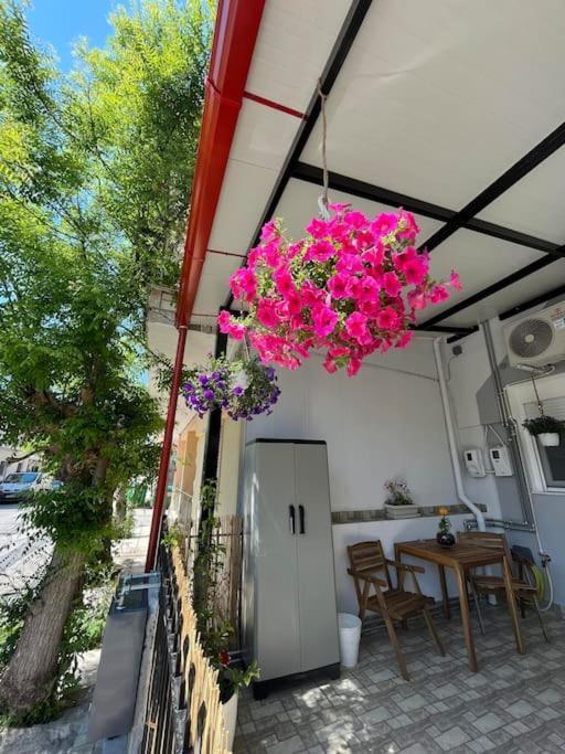 House In Diavata, Thessaloniki, Greece Lejlighed Eksteriør billede